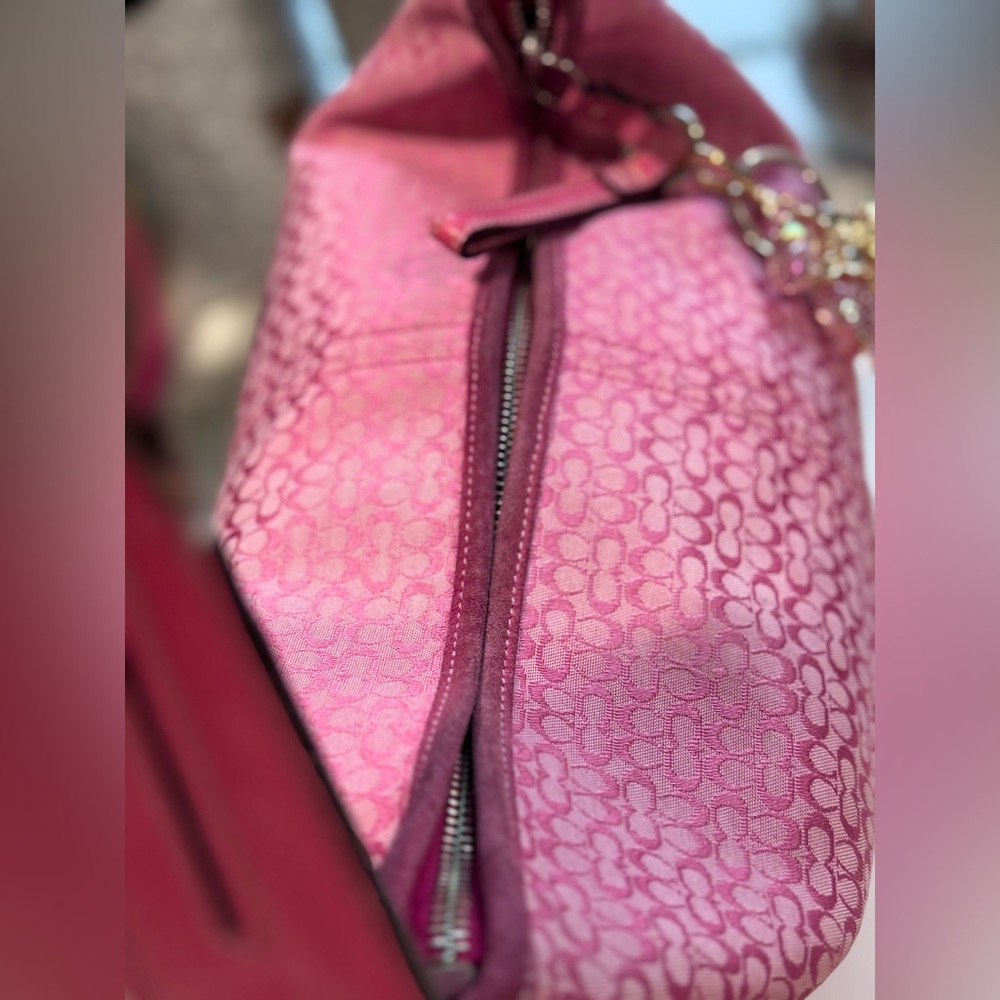 Coach Signature Suede Pink Hobo Vintage Bag - Picture 5 of 9
